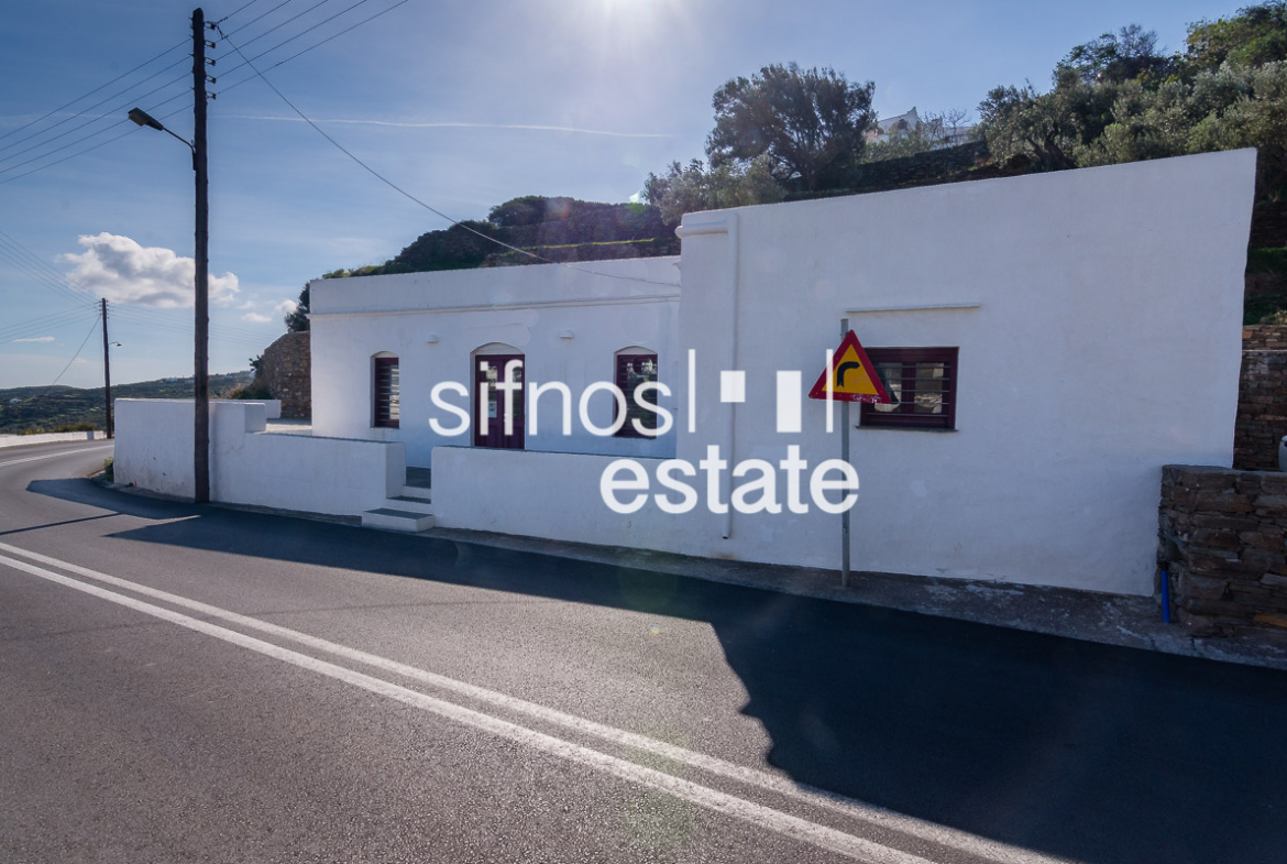Sifnos real estate ID 328 Commercial for sale Apollonia