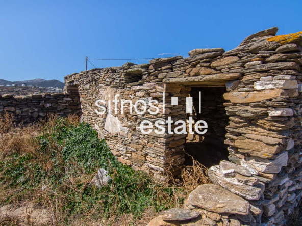 Sifnos real estate ID 486 Old farm house for sale Kastro